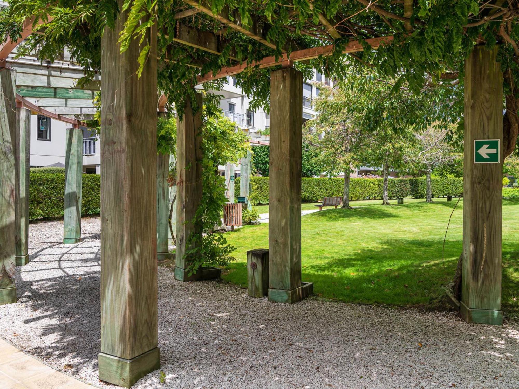 Ohtel Auckland Hotel Bagian luar foto The Pergola