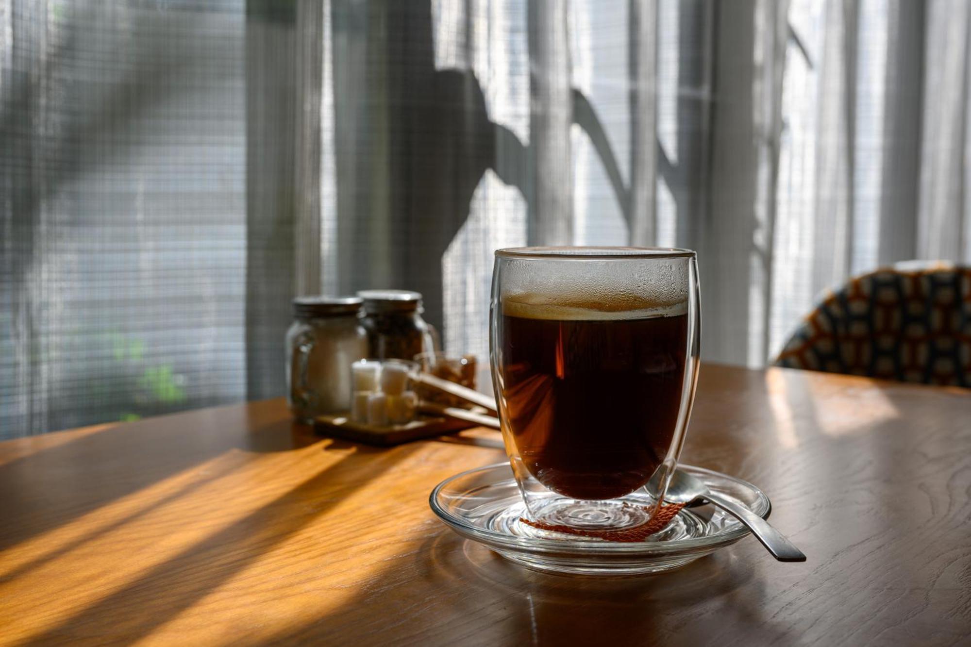 Ohtel Auckland Hotel Bagian luar foto A cup of coffee